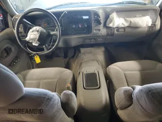 1999 Chevrolet Suburban with VIN 1GNEC16R8XJ543701, listed as a Copart auction lot 84322714 with 211,491 mi miles and Salvage Title. Bid and sale history available at carsss.com. Image 8.