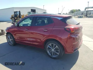 2021 Buick Encore GX Select z VIN KL4MMDSL6MB140661, wystawiony jako Copart lot #60596925 z przebiegiem 19 635 mil mil oraz Szkoda całkowita • Salvage title. Historia ofert i sprzedaży dostępna na DreamBid. Obrazek 2.