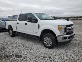 2017 Ford Super Duty F-250 SRW Lariat with VIN 1FT7W2BT9HEB86457, listed as a Copart auction lot 51059605 with 212,962 mi miles and Salvage Title. Bid and sale history available at carsss.com. Image 4.