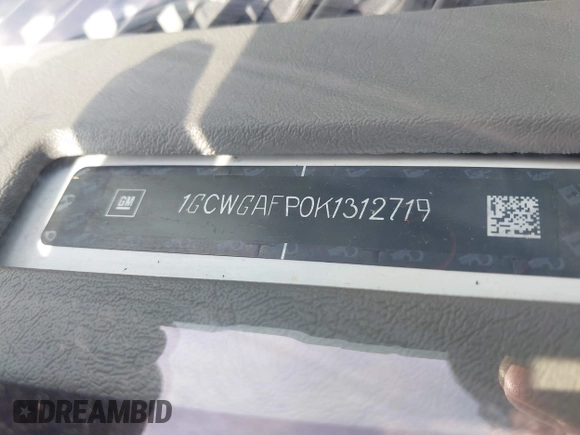 2019 Chevrolet Express Cargo z VIN 1GCWGAFP0K1312719, wystawiony jako IAAI lot #42209808 z przebiegiem 99 944 mil mil oraz . Historia ofert i sprzedaży dostępna na DreamBid. Obrazek 9.