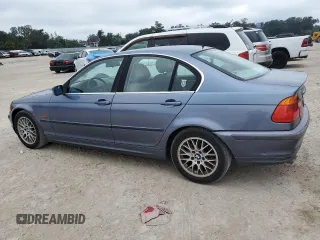 2000 BMW 3 Series 328i with VIN WBAAM5345YJR62026, listed as a Copart auction lot 75124934 with 213,252 mi miles and Salvage Title. Bid and sale history available at carsss.com. Image 2.