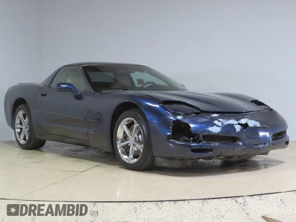 2001 Chevrolet Corvette with VIN 1G1YY22G815109465, listed as a Copart auction lot 74749034 with 105,171 mi miles and Salvage Title. Bid and sale history available at carsss.com. Image 1.
