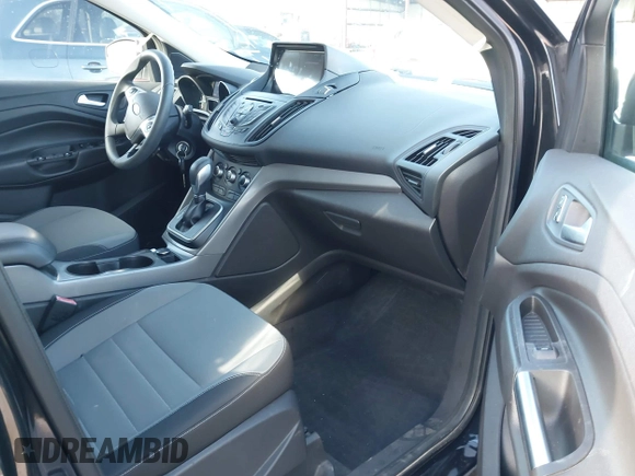2013 Ford Escape SE with VIN 1FMCU9GX9DUB92246, listed as a IAAI auction lot 41808372 with 73,472 mi miles. Bid and sale history available at carsss.com. Image 5.