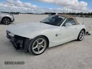 2006 BMW Z4 3.0si with VIN 4USBU53556LX00647, listed as a Copart auction lot 83436974 with 70,077 mi miles and Salvage Title. Bid and sale history available at carsss.com. Image 1.