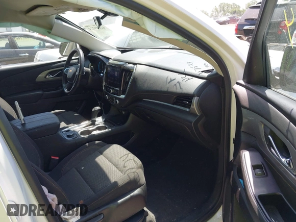 2020 Chevrolet Traverse LT Cloth z VIN 1GNERGKW1LJ123026, wystawiony jako IAAI lot #42289724 z przebiegiem 95 065 mil mil oraz . Historia ofert i sprzedaży dostępna na DreamBid. Obrazek 5.