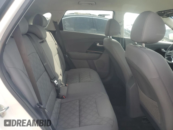 2020 Kia Niro LX with VIN KNDCB3LC0L5399563, listed as a Copart auction lot 77760024 with 84,404 mi miles and Non Repairable. Bid and sale history available at carsss.com. Image 11.