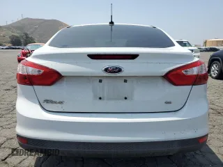 2014 Ford Focus SE with VIN 1FADP3F2XEL112632, listed as a Copart auction lot 55689465 with 135,170 mi miles and Salvage Title. Bid and sale history available at carsss.com. Image 6.