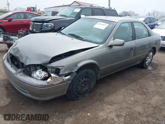 2001 Toyota Camry CE with VIN 4T1BG22K01U060588, listed as a IAAI auction lot 42040071 with 165,446 mi miles and . Bid and sale history available at DreamBid. Image 17.