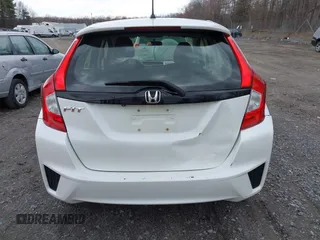 2017 Honda Fit LX with VIN JHMGK5H58HS021117, listed as a IAAI auction lot 42026243 with 94,953 mi miles. Bid and sale history available at carsss.com. Image 16.