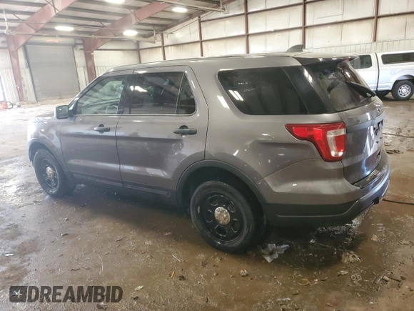 2018 Ford Police Interceptor Utility z VIN 1FM5K8ATXJGC77170, wystawiony jako Copart lot #76998874 z przebiegiem 133 130 mil mil oraz Czysty tytuł • Clean title. Historia ofert i sprzedaży dostępna na DreamBid. Obrazek 2.
