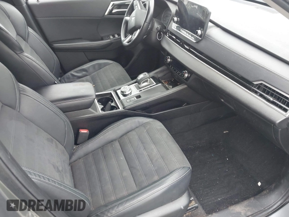 2022 Mitsubishi Outlander SE z VIN JA4J4UA83NZ023998, wystawiony jako IAAI lot #41923204 z przebiegiem 68 788 mil mil oraz . Historia ofert i sprzedaży dostępna na DreamBid. Obrazek 5.