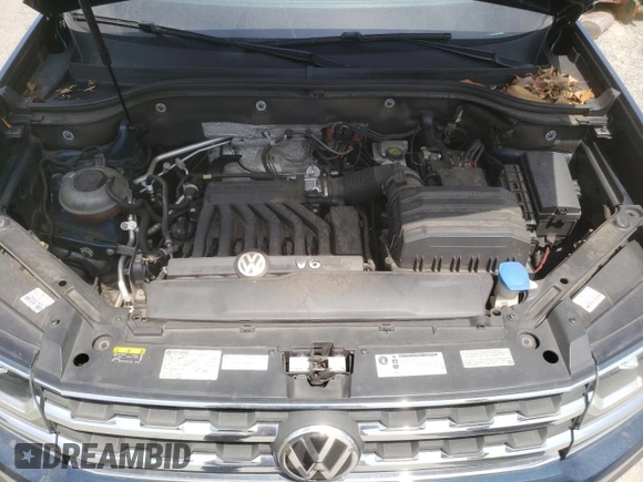 2018 Volkswagen Atlas SE with VIN 1V2LR2CA9JC587607, listed as a Copart auction lot 54824925 with 89,318 mi miles and Salvage title. Bid and sale history available at DreamBid. Image 12.