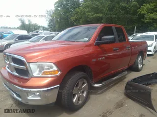2009 Dodge Ram 1500 SLT with VIN 1D3HB18T19S727450, listed as a IAAI auction lot 40658133 with 218,203 mi miles. Bid and sale history available at carsss.com. Image 2.
