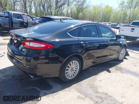 2014 Ford Fusion SE Hybrid with VIN 3FA6P0LU4ER252089, listed as a IAAI auction lot 41982070 with 47,512 mi miles. Bid and sale history available at carsss.com. Image 4.