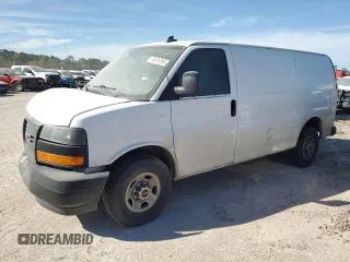 2021 GMC Savana Cargo with VIN 1GTW7AFP2M1305029, listed as a Copart auction lot 48818395 with 113,593 mi miles and Salvage Title. Bid and sale history available at carsss.com. Image 1.