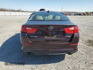 2014 Kia Optima EX z VIN 5XXGN4A7XEG304512, wystawiony jako Copart lot #50656505 z przebiegiem 141 746 mil mil oraz Szkoda całkowita • Salvage title. Historia ofert i sprzedaży dostępna na DreamBid. Obrazek 6.