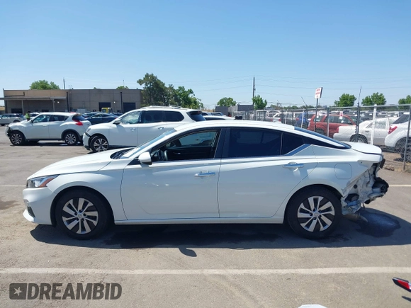 2020 Nissan Altima S z VIN 1N4BL4BV2LC144996, wystawiony jako IAAI lot #42344823 z przebiegiem 94 698 mil mil oraz . Historia ofert i sprzedaży dostępna na DreamBid. Obrazek 15.