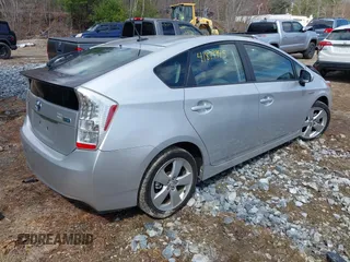 2010 Toyota Prius II with VIN JTDKN3DU0A0130869, listed as a IAAI auction lot 41879945 with 158,259 mi miles. Bid and sale history available at carsss.com. Image 4.
