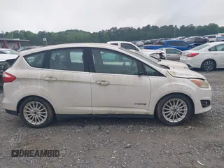 2016 Ford C-Max SEL with VIN 1FADP5BU4GL107223, listed as a IAAI auction lot 42174210 with 116,775 mi miles and . Bid and sale history available at DreamBid. Image 13.