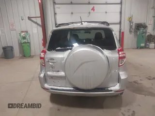 2009 Toyota RAV4 Ltd with VIN JTMBF31VX9D017204, listed as a IAAI auction lot 41630093 with 210,590 mi miles. Bid and sale history available at carsss.com. Image 16.