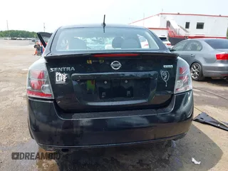 2012 Nissan Sentra S z VIN 3N1AB6AP7CL735517, wystawiony jako IAAI lot #42390746 z przebiegiem 141 203 mil mil oraz . Historia ofert i sprzedaży dostępna na DreamBid. Obrazek 16.