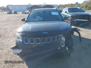 2018 Jeep Compass Latitude with VIN 3C4NJCBB1JT467953, listed as a IAAI auction lot 41254646 with 88,322 mi miles. Bid and sale history available at carsss.com. Image 12.