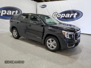 2024 GMC Terrain SLE z VIN 3GKALMEG1RL299463, wystawiony jako Copart lot #57495305 z przebiegiem 30 587 mil mil oraz Szkoda całkowita • Salvage title. Historia ofert i sprzedaży dostępna na DreamBid. Obrazek 4.