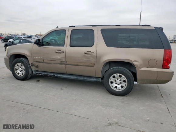 2007 GMC Yukon XL SLE with VIN 1GKFC16J47R249550, listed as a Copart auction lot 44410315 with 0 mi miles and Salvage Title. Bid and sale history available at carsss.com. Image 2.