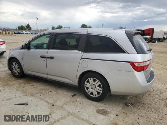 2013 Honda Odyssey LX z VIN 5FNRL5H22DB039777, wystawiony jako Copart lot #59398315 z przebiegiem 228 528 mil mil oraz Czysty tytuł • Clean title. Historia ofert i sprzedaży dostępna na DreamBid. Obrazek 2.