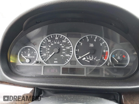 2003 BMW 3 Series 330xi z VIN WBAEW53453PG22315, wystawiony jako IAAI lot #42435069 z przebiegiem Nie podano mil oraz . Historia ofert i sprzedaży dostępna na DreamBid. Obrazek 7.