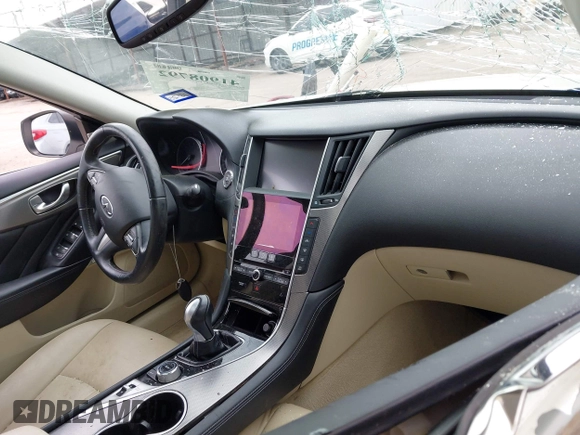2017 Infiniti Q50 3.0t Premium with VIN JN1EV7AP9HM732825, listed as a IAAI auction lot 41908792 with 102,661 mi miles. Bid and sale history available at carsss.com. Image 5.