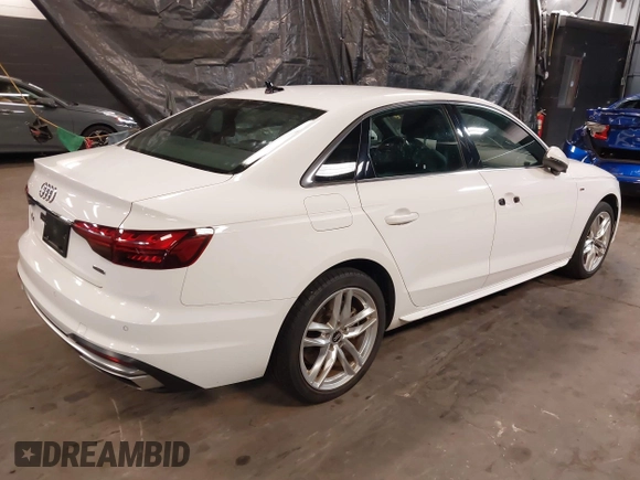2021 Audi A4 S line Premium with VIN WAUDAAF44MN005142, listed as a IAAI auction lot 40352248 with 39,570 mi miles and . Bid and sale history available at DreamBid. Image 4.