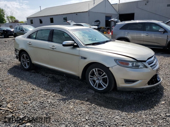 2011 Ford Taurus Limited z VIN 1FAHP2FW4BG100365, wystawiony jako Copart lot #53994645 z przebiegiem 93 803 mil mil oraz Szkoda całkowita • Salvage title. Historia ofert i sprzedaży dostępna na DreamBid. Obrazek 4.