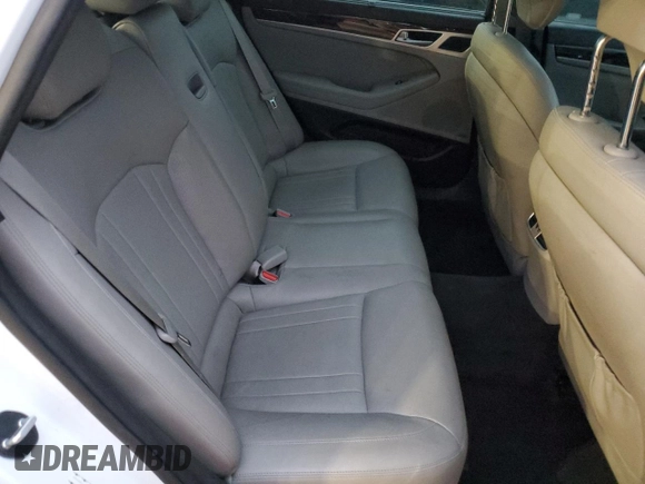 2017 Genesis G80 3.8L z VIN KMHGN4JE0HU171834, wystawiony jako Copart lot #47764005 z przebiegiem 86 389 mil mil oraz Szkoda całkowita • Salvage title. Historia ofert i sprzedaży dostępna na DreamBid. Obrazek 10.
