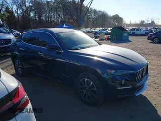2021 Maserati Levante GranLusso with VIN ZN661XUL8MX357510, listed as a IAAI auction lot 41237857 with 33,375 mi miles. Bid and sale history available at carsss.com. Image 13.