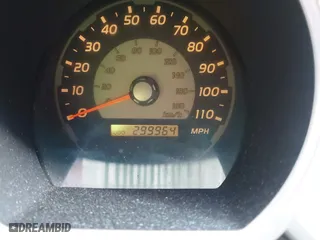 2004 Toyota 4Runner SR5 with VIN JTEZU14R340028807, listed as a IAAI auction lot 41988991 with 299,964 mi miles. Bid and sale history available at carsss.com. Image 7.