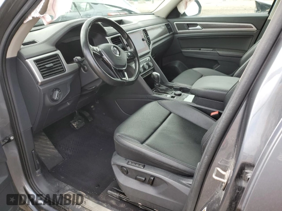 2019 Volkswagen Atlas SEL with VIN 1V2MR2CA5KC539270, listed as a Copart auction lot 53301005 with 111,245 mi miles and Salvage title. Bid and sale history available at DreamBid. Image 7.