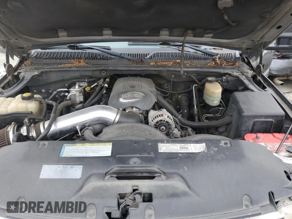 2001 Chevrolet Suburban LT with VIN 3GNGK26U31G141020, listed as a Copart auction lot 86370664 with 186,896 mi miles and Salvage Title. Bid and sale history available at carsss.com. Image 12.