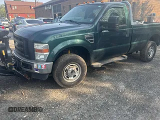 2010 Ford F-250 XL with VIN 1FTNF2B58AEB41220, listed as a Copart auction lot 62261645 with 137,000 mi miles and Clean title. Bid and sale history available at DreamBid. Image 2.