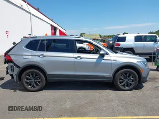 2024 Volkswagen Tiguan SE with VIN 3VV2B7AX6RM149564, listed as a IAAI auction lot 42686972 with 20,350 mi miles and . Bid and sale history available at DreamBid. Image 14.