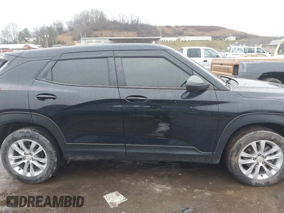 2021 Chevrolet TrailBlazer LS with VIN KL79MNSL7MB062440, listed as a IAAI auction lot 41164871 with 67,880 mi miles. Bid and sale history available at carsss.com. Image 13.