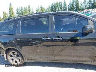 2020 Toyota Sienna SE with VIN 5TDXZ3DC9LS043621, listed as a IAAI auction lot 42670891 with 56,734 mi miles and . Bid and sale history available at DreamBid. Image 14.