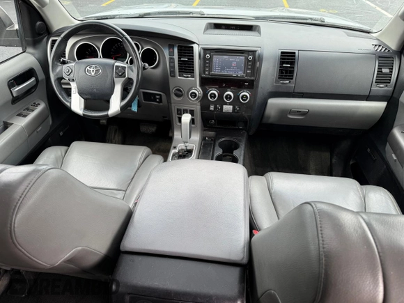 2014 Toyota Sequoia Ltd with VIN 5TDJY5G10ES106431, listed as a Copart auction lot 55072555 with 289,604 mi miles and Clean Title. Bid and sale history available at carsss.com. Image 9.