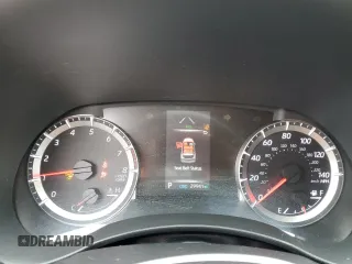 2022 Toyota Highlander LE z VIN 5TDZZRAH7NS101157, wystawiony jako Copart lot #58415605 z przebiegiem 29 941 mil mil oraz Szkoda całkowita • Salvage title. Historia ofert i sprzedaży dostępna na DreamBid. Obrazek 9.