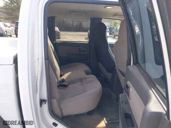 2005 Chevrolet Colorado 1SC LS Z85 with VIN 1GCDT136558110145, listed as a IAAI auction lot 41950268 with 157,990 mi miles. Bid and sale history available at carsss.com. Image 8.