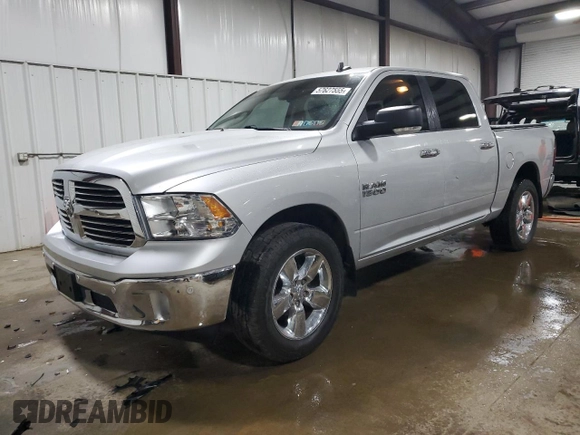 2018 Ram 1500 Big Horn z VIN 3C6RR7LG7JG240889, wystawiony jako Copart lot #57627555 z przebiegiem 74 541 mil mil oraz Szkoda całkowita • Salvage title. Historia ofert i sprzedaży dostępna na DreamBid. Obrazek 1.