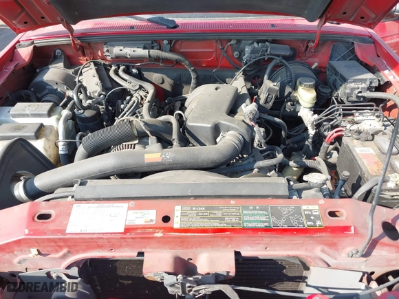 2005 Ford Ranger XL with VIN 1FTYR10U15PA96592, listed as a IAAI auction lot 41369442 with 153,181 mi miles. Bid and sale history available at carsss.com. Image 10.