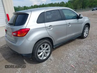 2015 Mitsubishi Outlander Sport ES with VIN 4A4AP3AU8FE057666, listed as a IAAI auction lot 42118019 with 157,543 mi miles. Bid and sale history available at carsss.com. Image 4.
