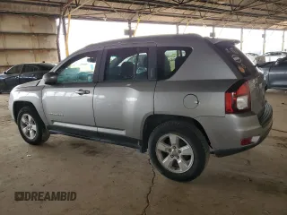 2016 Jeep Compass Latitude with VIN 1C4NJCEAXGD743578, listed as a Copart auction lot 49223995 with 189,120 mi miles and Clean Title. Bid and sale history available at carsss.com. Image 2.