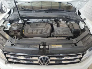 2021 Volkswagen Tiguan SE z VIN 3VV3B7AX5MM010006, wystawiony jako Copart lot #62730045 z przebiegiem 49 288 mil mil oraz Szkoda całkowita • Salvage title. Historia ofert i sprzedaży dostępna na DreamBid. Obrazek 12.
